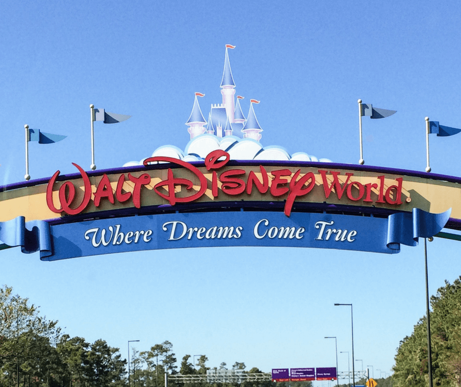 benefits-of-staying-at-the-disney-world-resort
